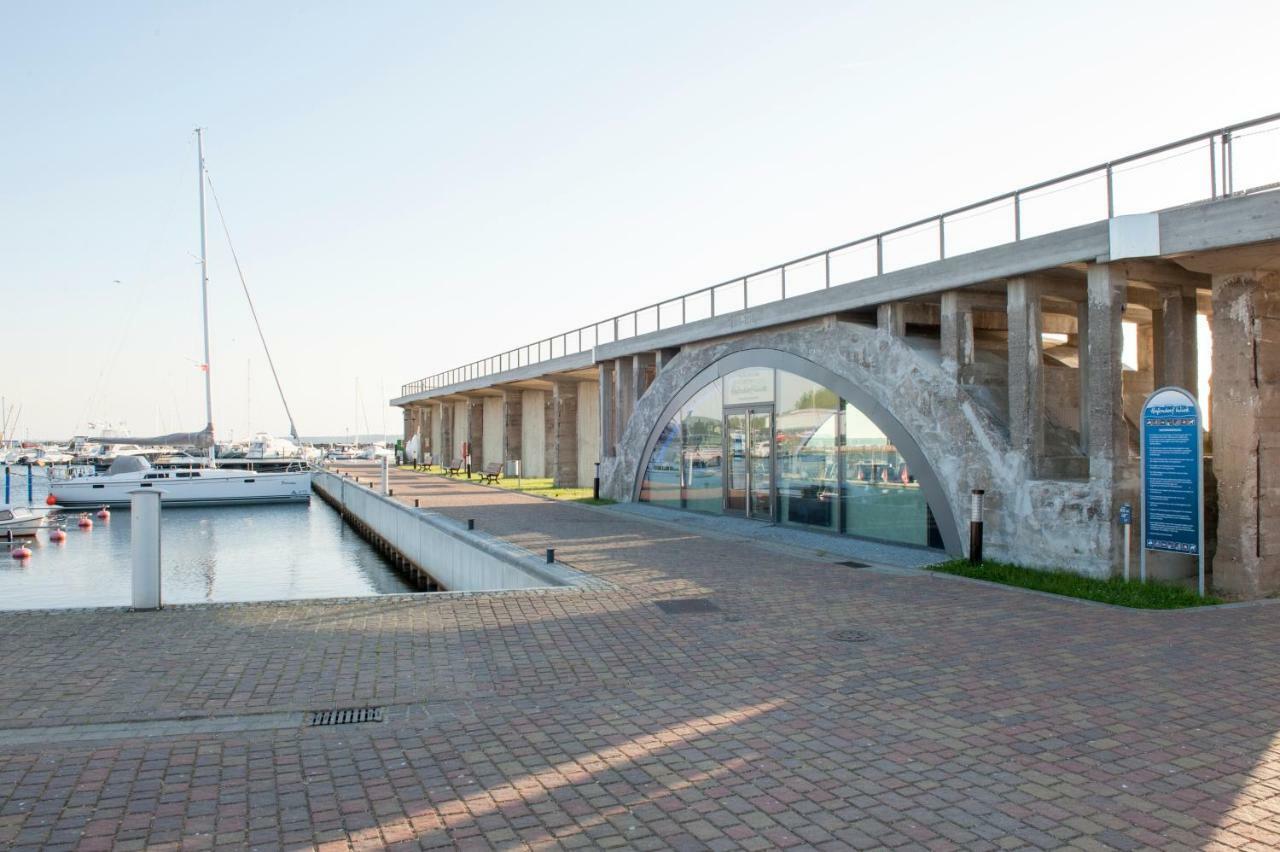 Inselquartett - Fewo Hiddensee Apartment Wiek auf Ruegen Exterior photo